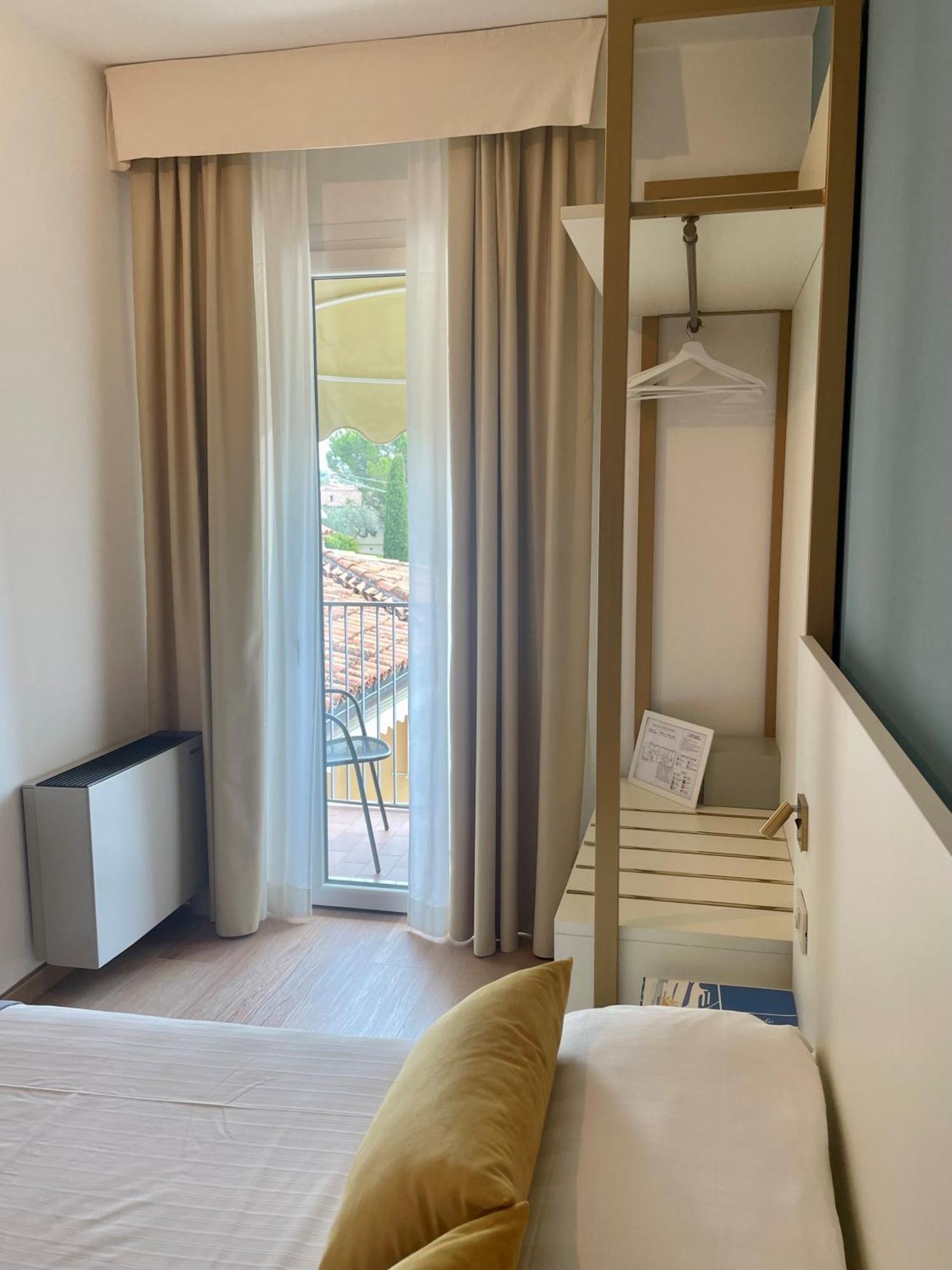 Hotel Al Sole Bardolino Bilik gambar