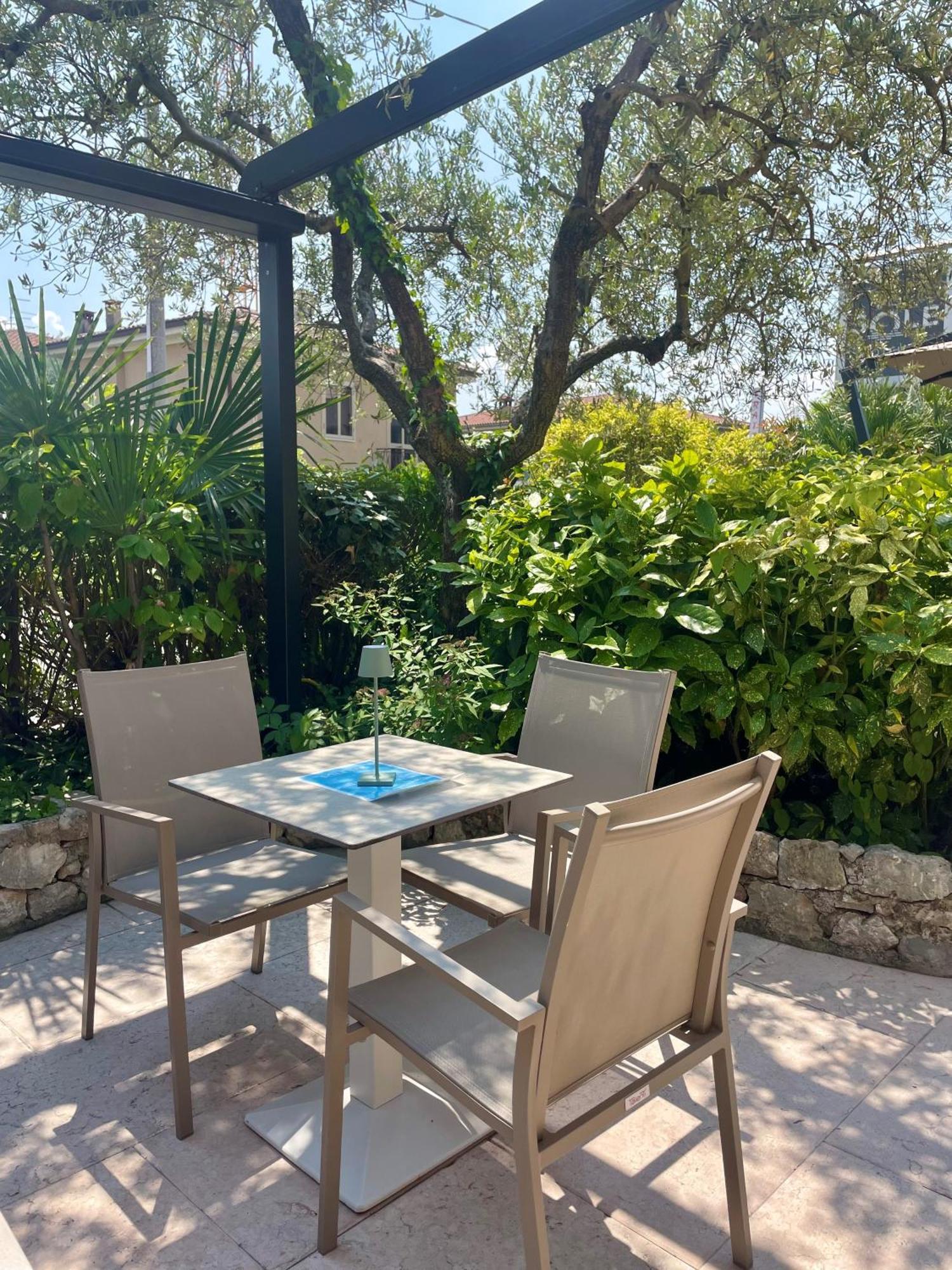 Hotel Al Sole Bardolino Luaran gambar